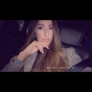 Meet your Posher, Daniela